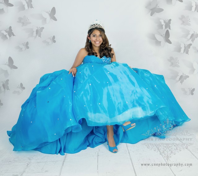 Sesion de fotos Estilo Revista ~ Fashion Magazine Quinceañera Photoshot by CNE photography