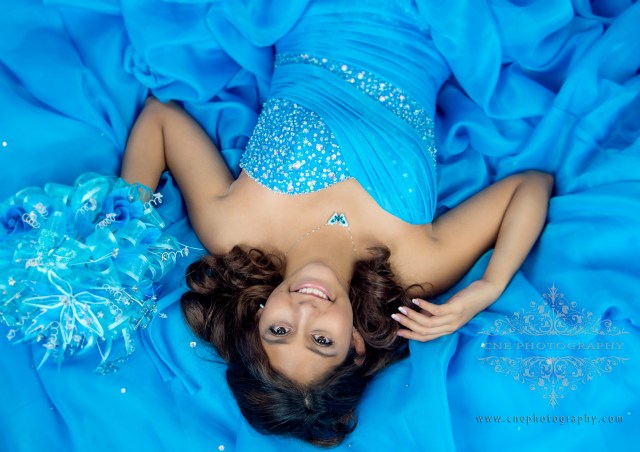 Sesion de fotos Estilo Revista ~ Fashion Magazine Quinceañera Photoshot by CNE photography